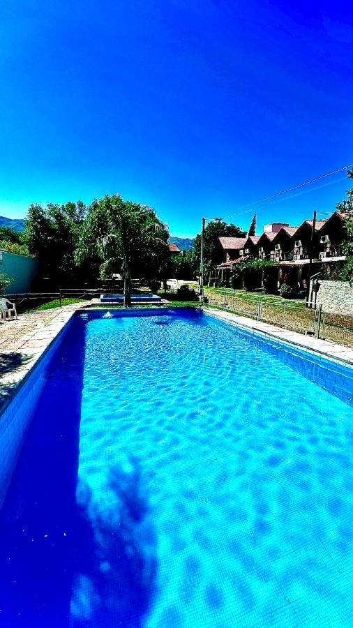 Apart Hotel Piscu Yaco Merlo Esterno foto