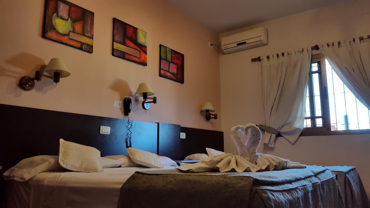 Apart Hotel Piscu Yaco Merlo Esterno foto